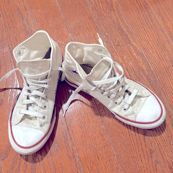 Converse Chuck Taylor All Star High top Classic white sneaker size 3 big kid - Picture 4 of 10